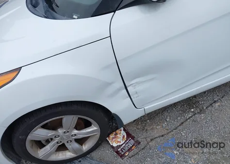 2013 Hyundai Veloster Base W/Black z USA, uszkodzony, nr VIN KMHTC6AD8DU166091